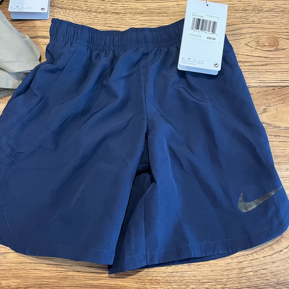 Navy blue nike shorts